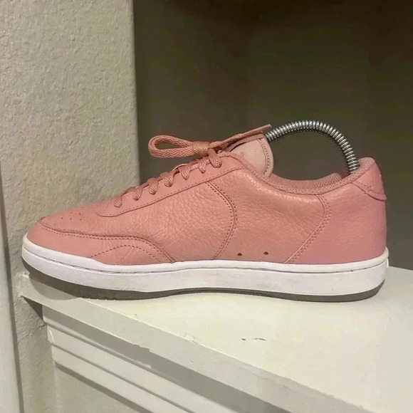 Nike Court Vintage Premium Sneakers Shoes CW1067-600 Women's Pink Size US 8 - Picture 3 of 9